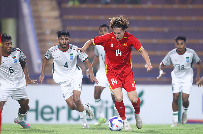 Viktor Lê trong màu áo U23 Việt Nam