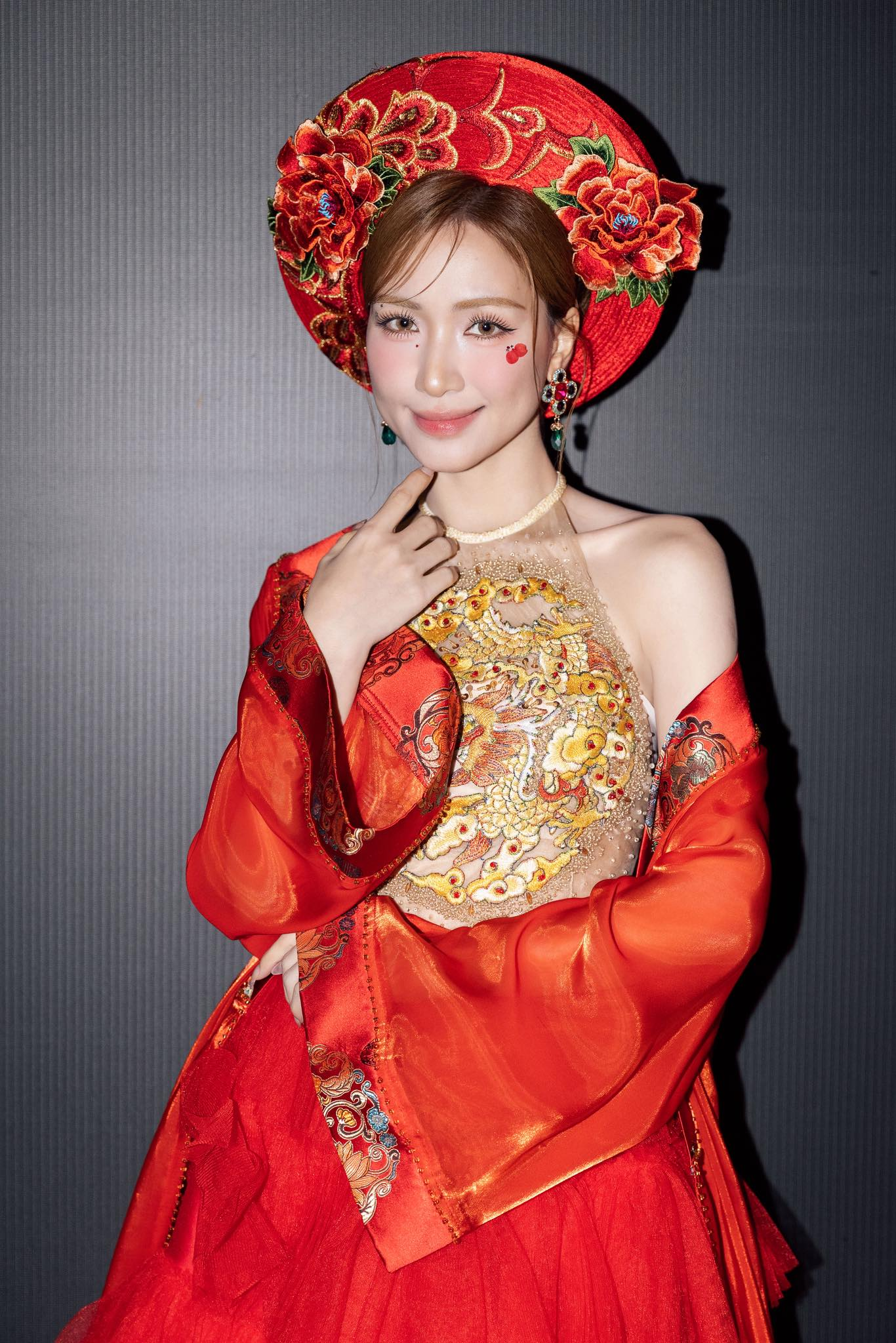 Hòa Minzy ngày càng xinh đẹp quyến rũ