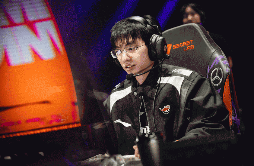 AL Flandre chia sẻ sau trận đấu với JD Gaming