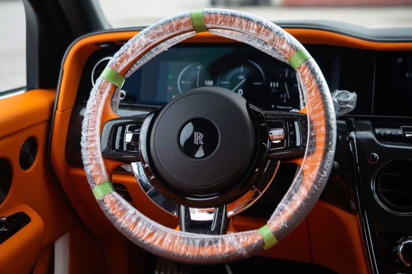 Hàng ghế sau Rolls-Royce Cullinan Black Badge