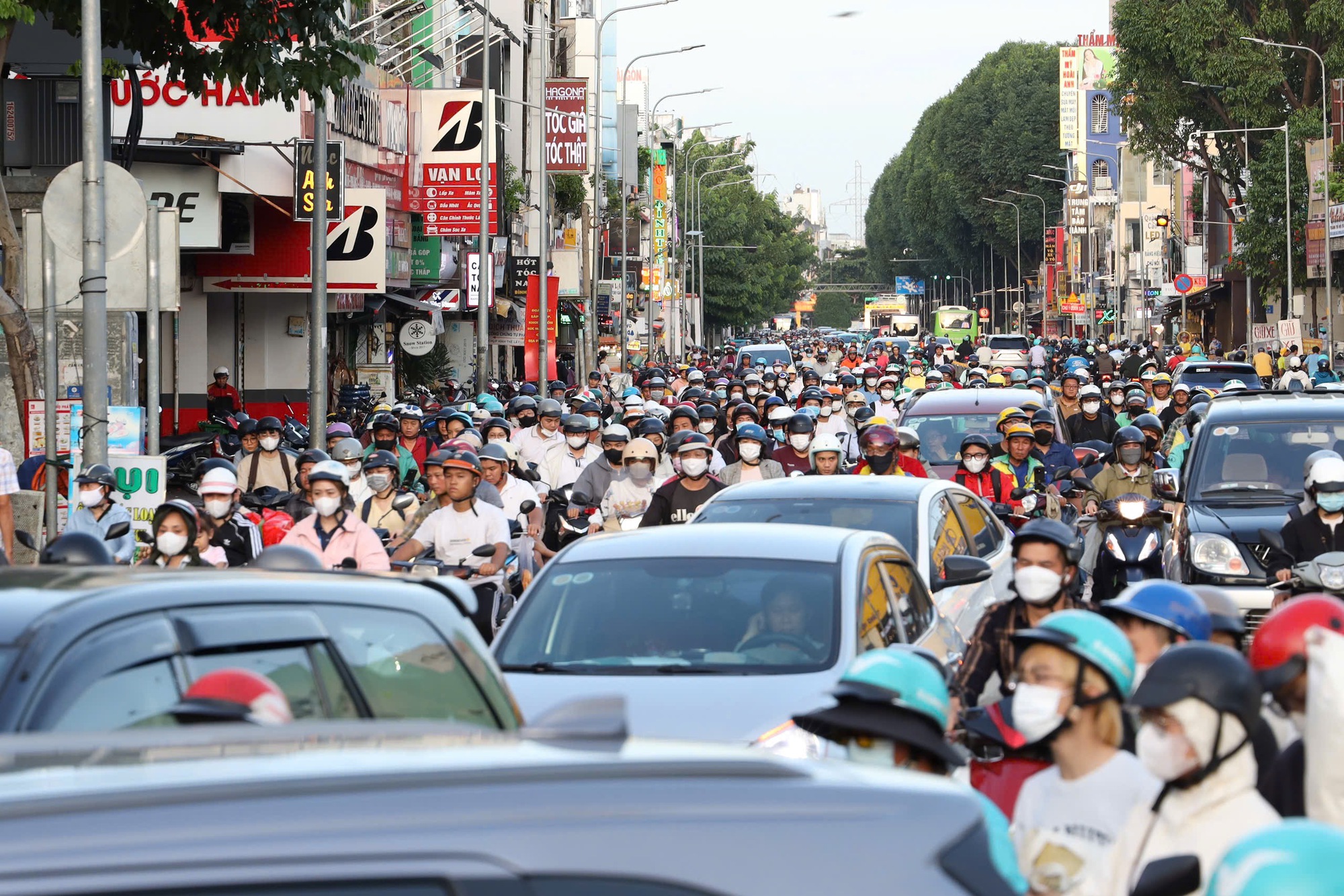 Hoán cải xe xăng thành xe điện