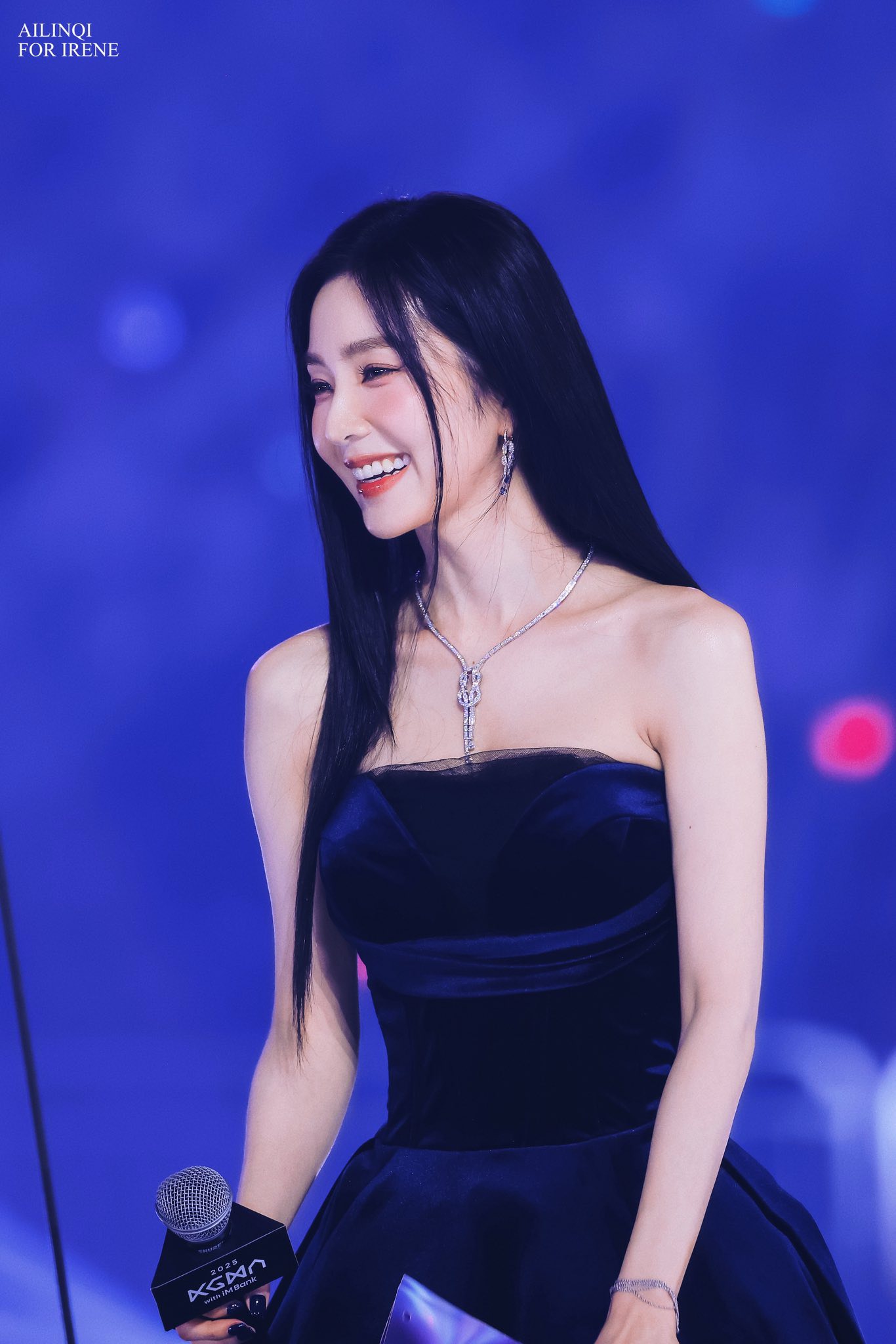 Hình ảnh nổi bật của Irene sau nhiều năm hoạt động