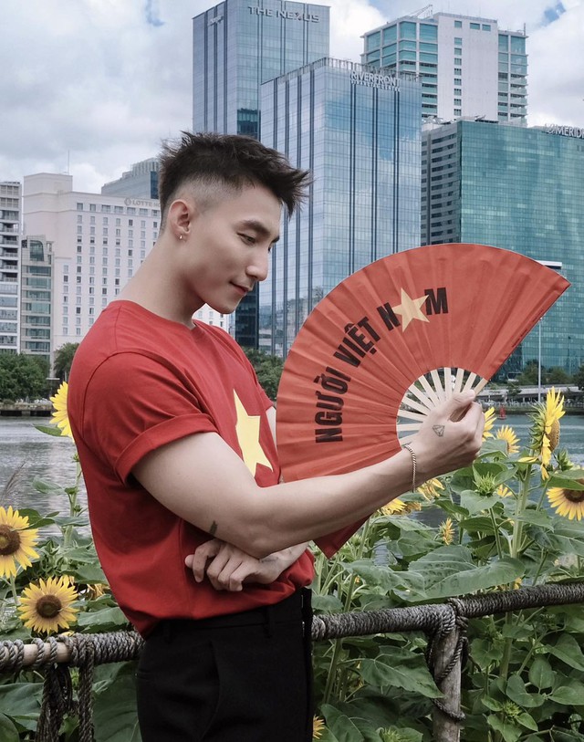 Sơn Tùng có chia sẻ đầy tự hào trên trang cá nhân vào sáng 2/9